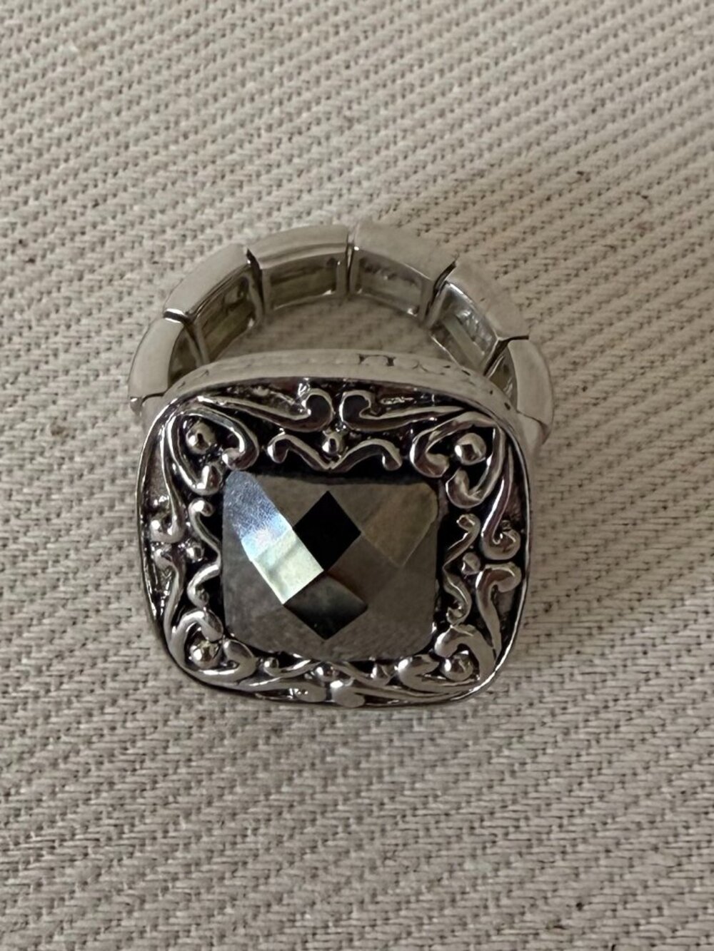 Cookie Lee Statement Stretch Ring Silver Square Patterned - NWT
